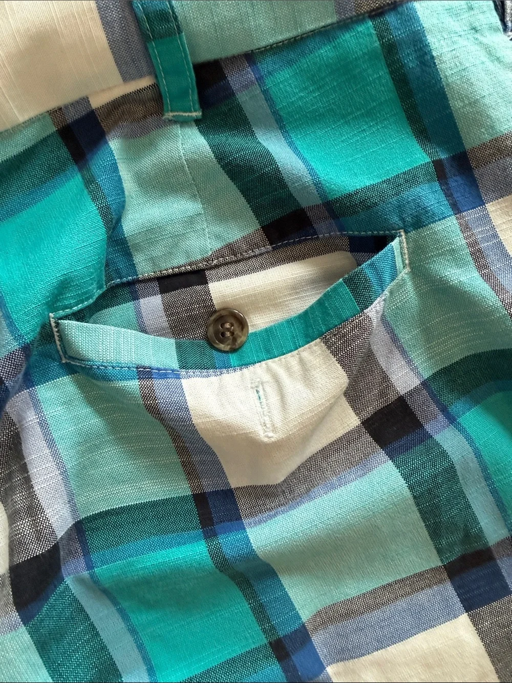 Loudmouth vibrant plaid